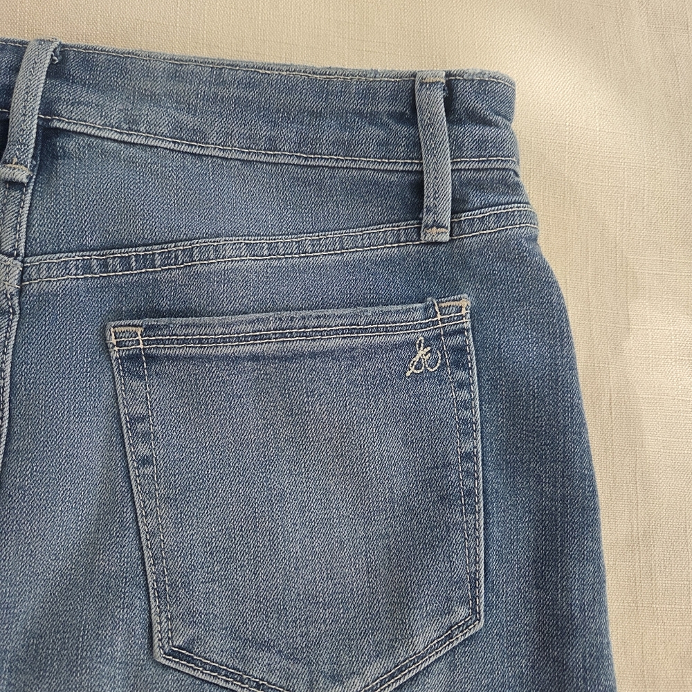 Sam Edelman The Jenny Skirt Denim Frayed Hem Mini 28 Inch Waist Size 26 Tag - Picture 12 of 14